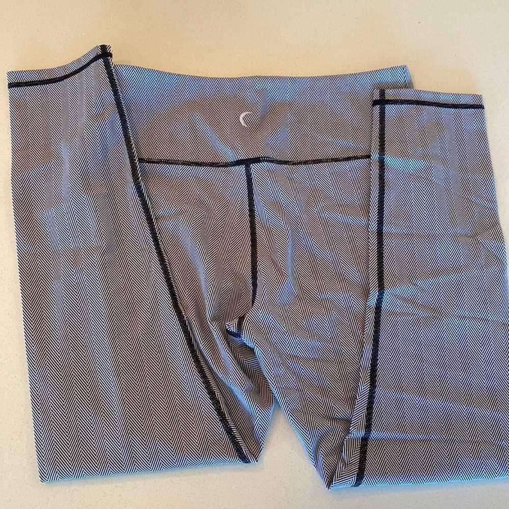 Zyia Herringbone Leggings